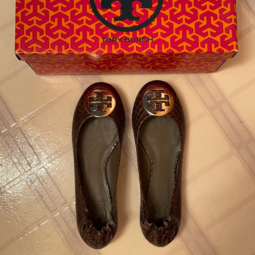 Tory Burch Patent Dark Brown Reva Flat
